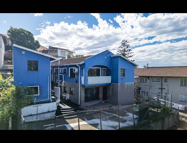 5 BEDROOM HOUSE FOR SALE IN RESERVOIR HILLS